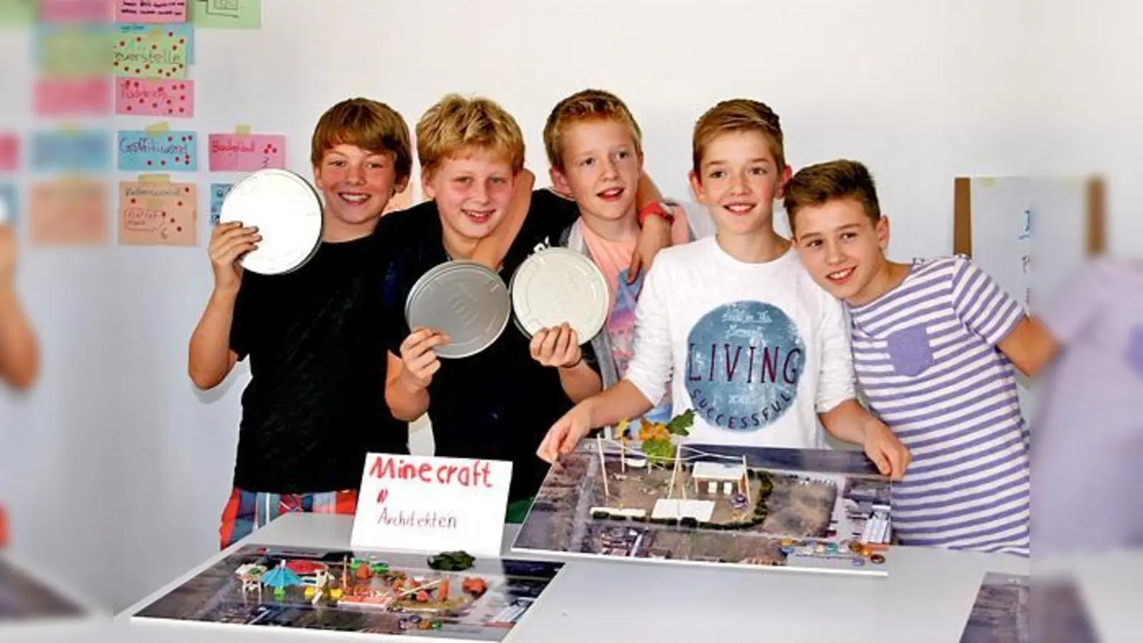 Julius Runkel (v. l.), Can Schlieker, Arian und Nico Radomski und Laszlo Eschenlohr freuen sich auf ihren neuen Jugendspielplatz im Viertel.	 (Foto: privat)