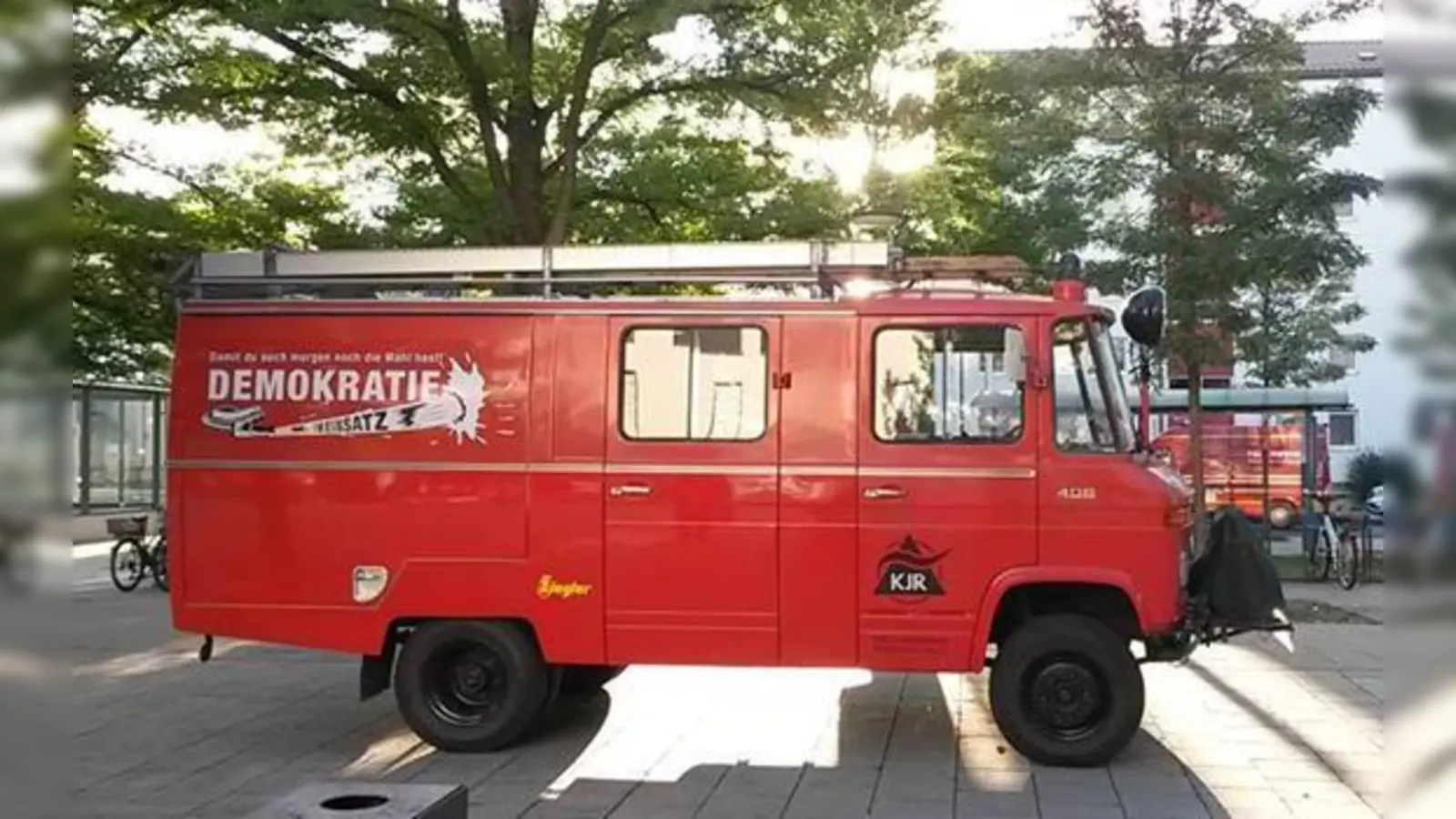 Das Demokratiemobil des Kreisjugendrings München-Stadt ist in den Stadtteilen unterwegs. 	 (Foto: Özlen Sönmezler)