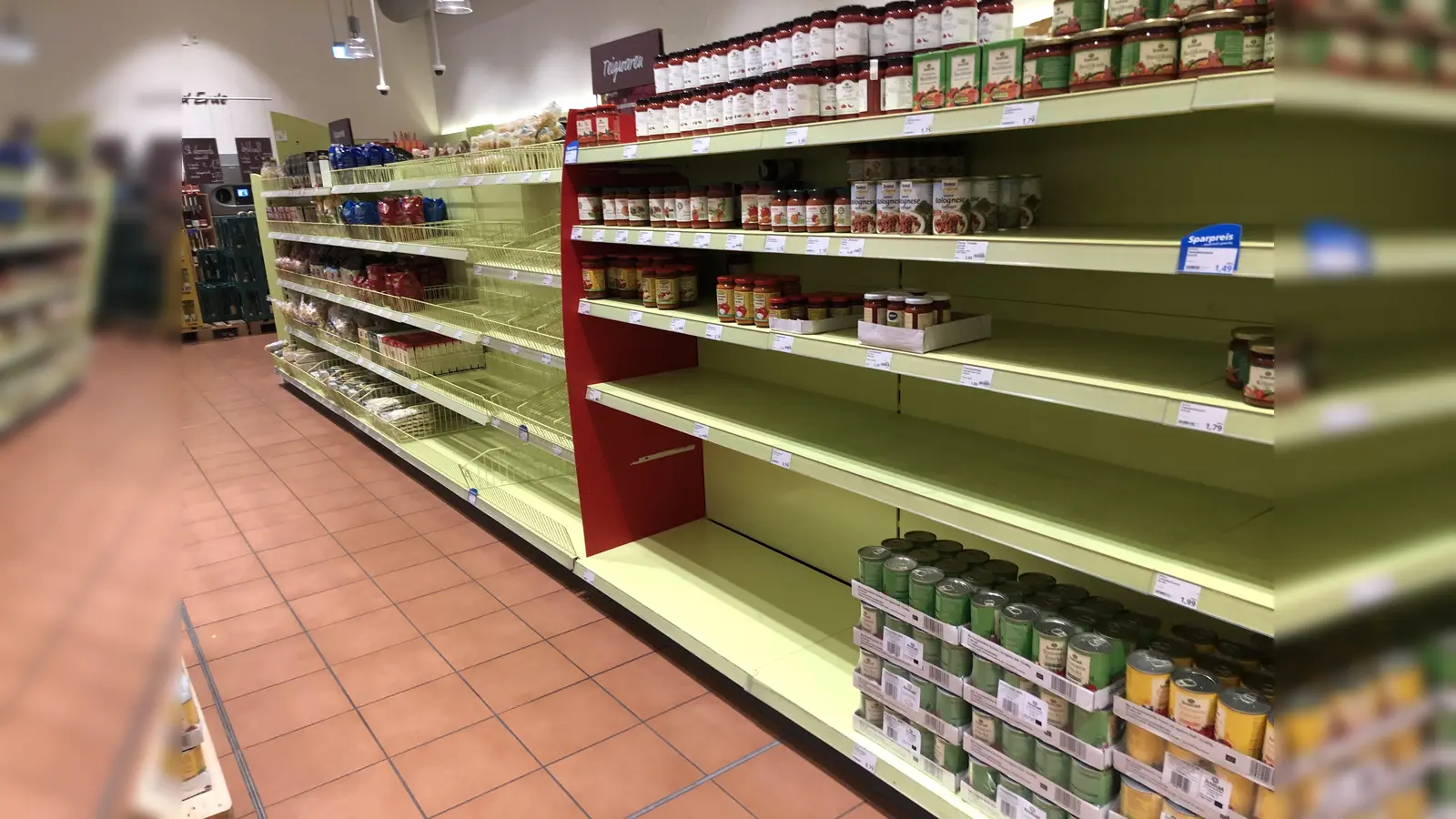 Die Angst vor dem Coronavirus hat auch in München und dem Landkreis für Hamsterkäufe in den Supermärkten gesorgt. (Foto: hw)