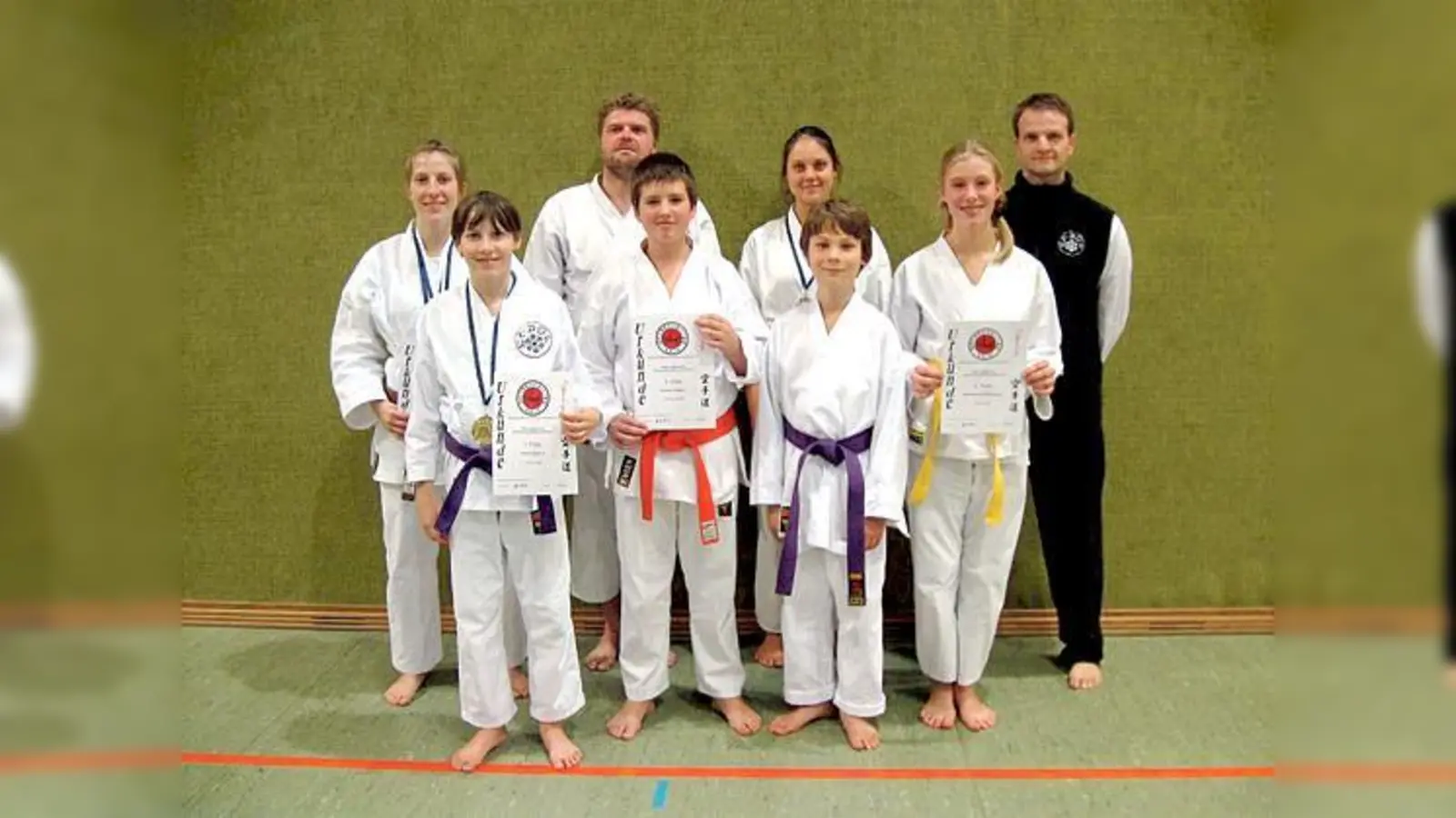 Die Reise nach Neumarkt St. Veit hat sich für die jungen Lohhofer Kämpfer gelohnt.	 (Foto: VA)