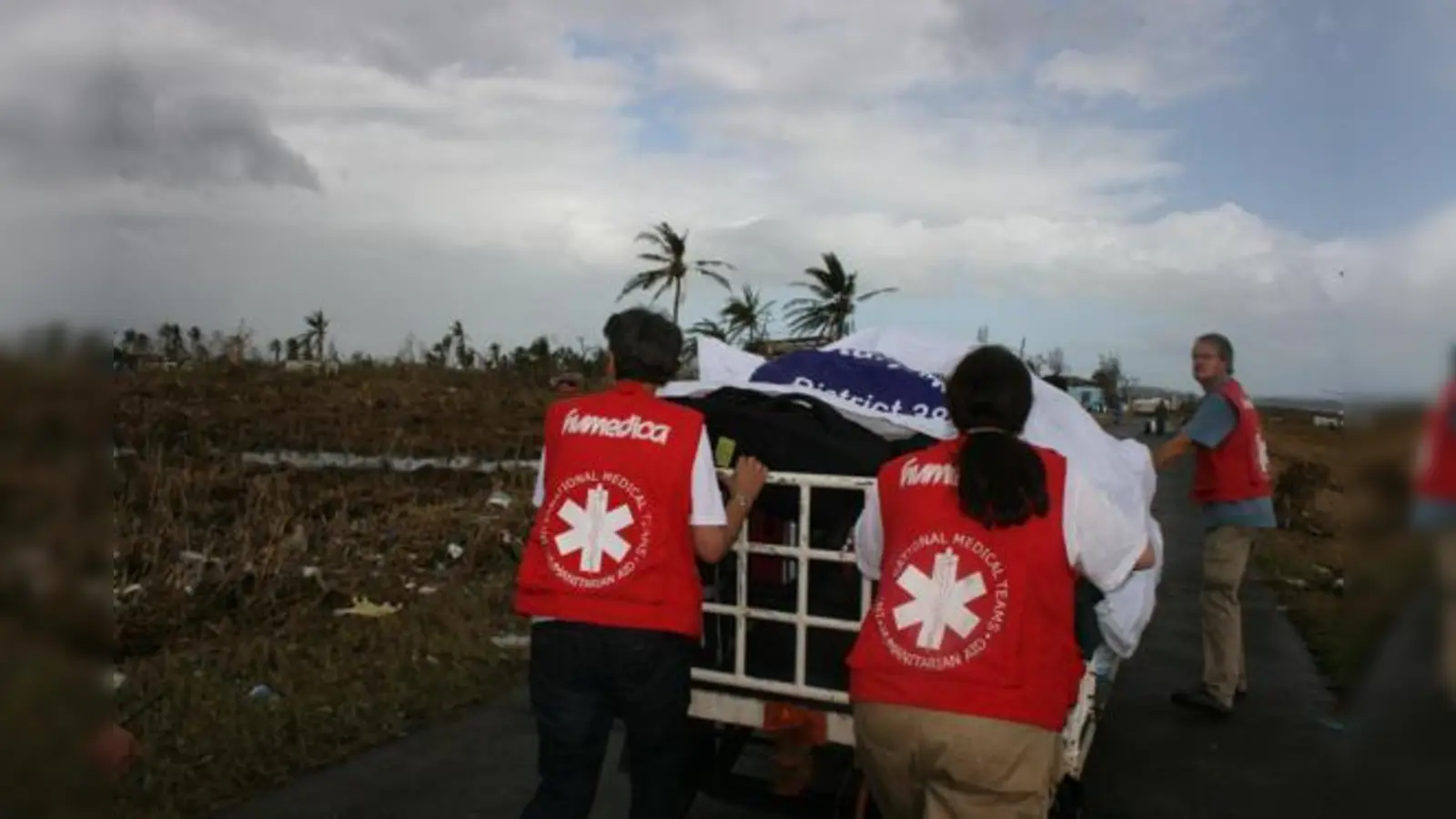 »Stars4Kids« unterstützt den »Humedica«-Einsatz auf den Philippinen. 	 (Foto: Stars4Kids)