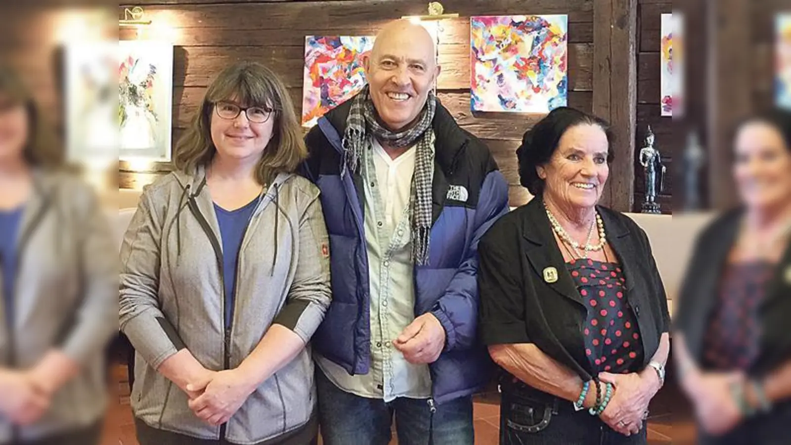 Susanne Maile, Nady Shahab und Christel Kaiser zeigen ihre Werke im Arthotel Haar.	 (Foto: kk Haar)