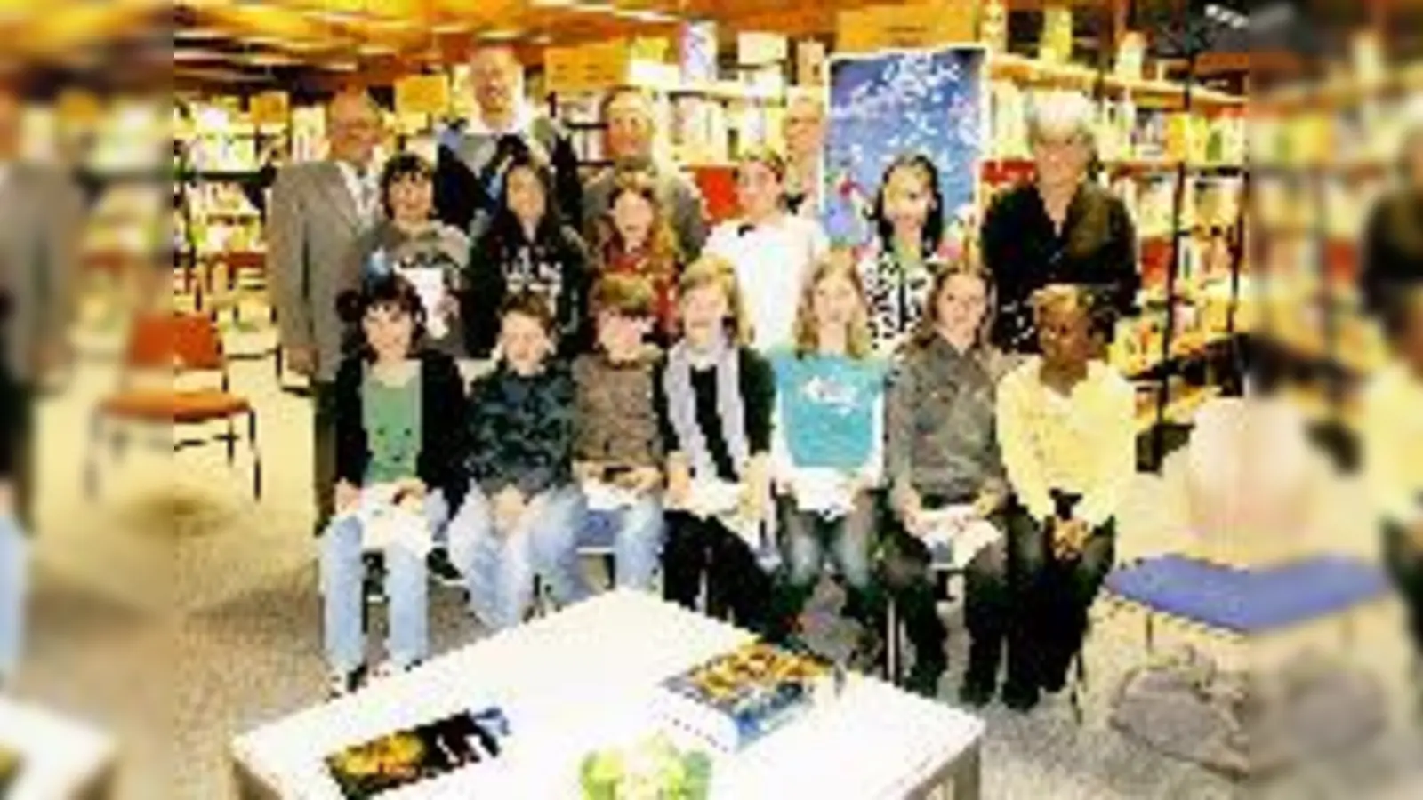 Die Sieger des Vorlese-Wettbewerbes in Eching. Der Jury fiel die Entscheidung schwer. (Foto: Privat)