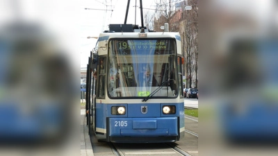 Die Tram 19 fährt wieder durchgehend zwischen Berg am Laim und Pasing, die Haltestellen Karlsplatz und Hauptbahnhof entfallen jedoch. (Foto: kö)