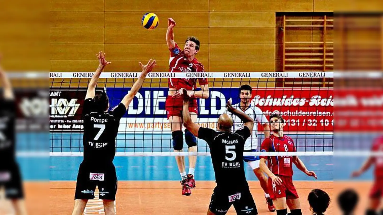 Wie schon im Bundesligaspiel am 4. Dezember deklassierten die Hachinger den TV Bühl im Pokal-Halbfinale deutlich mit 3:0 Sätzen.	  (Foto: Verein)