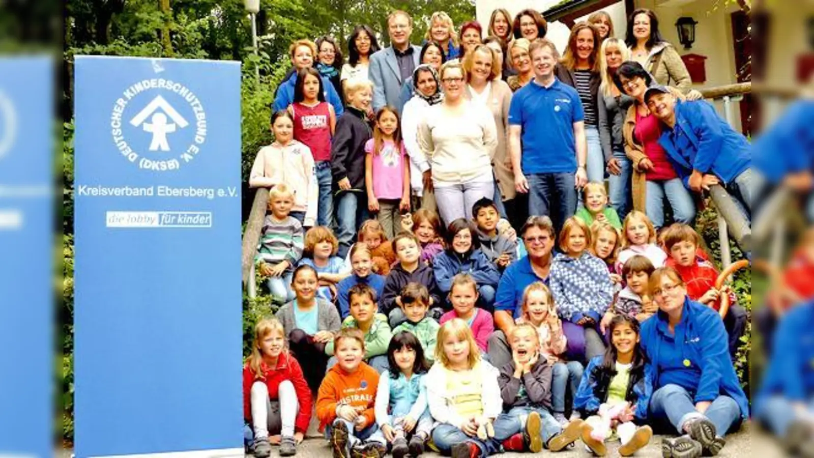 17 alleinerziehende Mütter und ein Vater verbrachten mit ihren 30 Kindern ein Relax-Wochenende in Waldkraiburg.	 (Foto: VA)