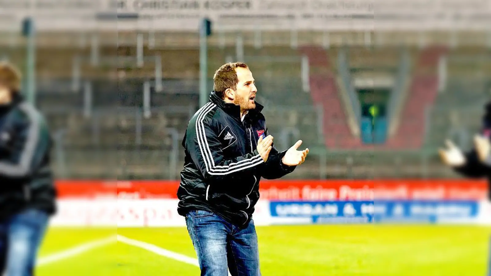 Für das Hachinger Trainerduo Manuel Baum (Foto) und Claus Schromm läuft es derzeit unerwartet gut. So solls am Samstag weitergehen.	 (Foto: Stefan Kukral)