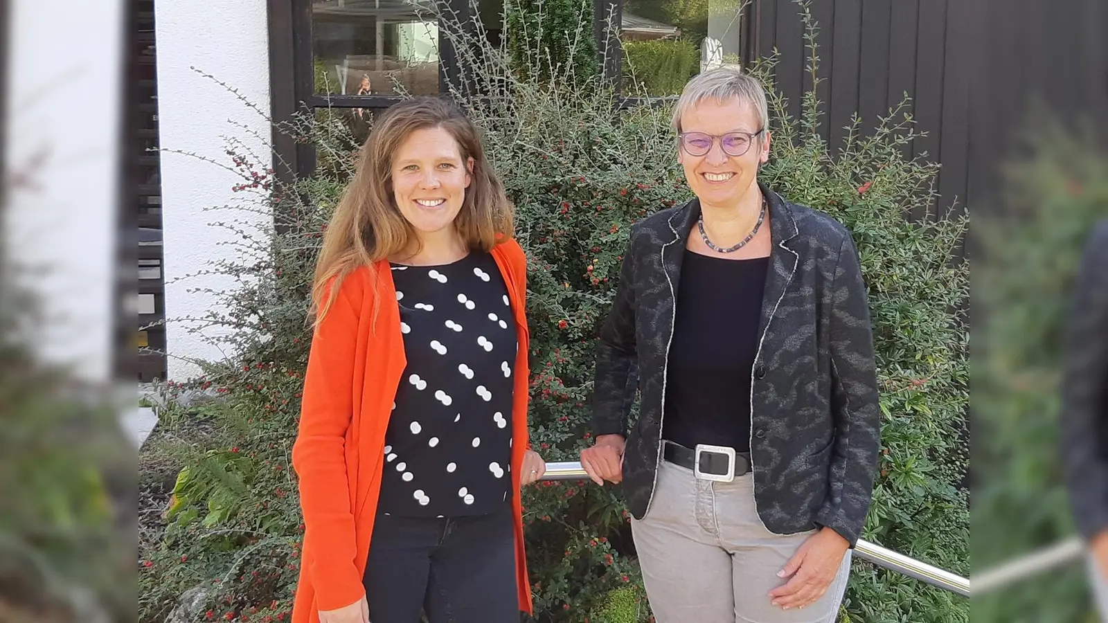 Anja Bungartz-Pippig (links) und Barbara Gaab freuen sich auf die gemeinsame neue Aufgabe in Erding und Freising.  (Foto: Caritas München)