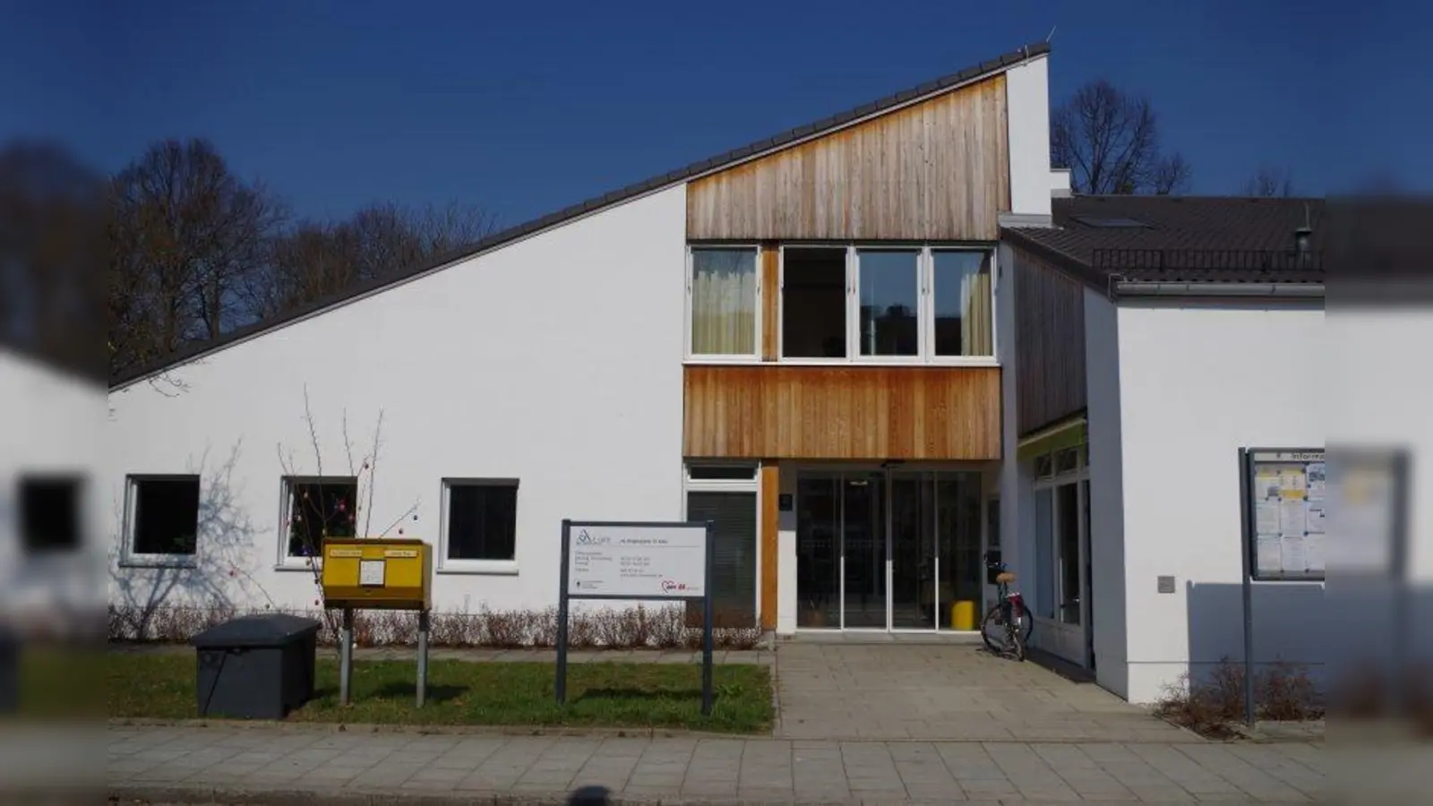 Im Alten- und Servicezentrum (ASZ) Laim werden neben Beratung und Information auch viele Ideen zur Freizeitgestaltung angeboten. (Foto: kö)