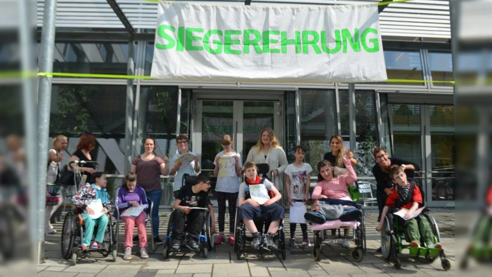 Alle Teilnehmer erhielten eine Urkunde für ihre tatkräftige Unterstützung des Vereins Horizont. (Foto: ICP)