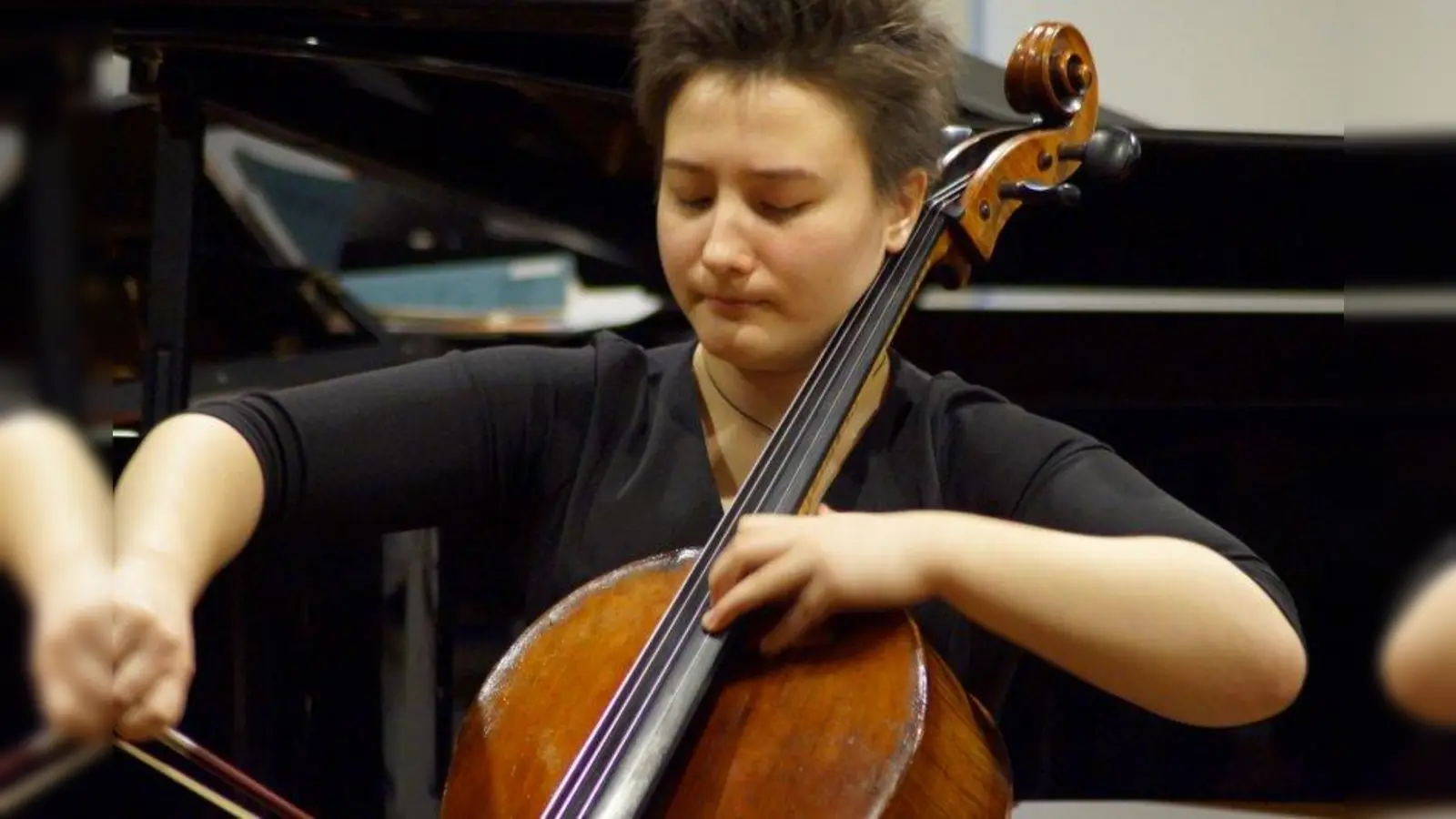 Abschlusskonzert der Internationalen Musikakademie München im Fach Violoncello: 13 Cellisten sind am Samstag, 23. Febraur, im Steinway Haus zu hören. (Foto: Asia Europe Academy of Music e.V.)