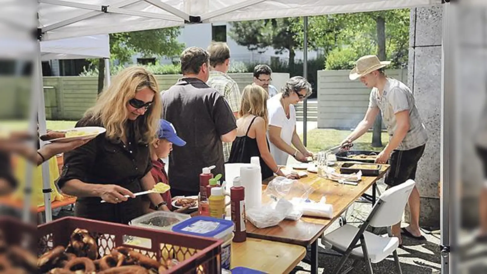 Nach der Prüfung wurde in gemütlicher Runde gegrillt.	 (Foto: privat)