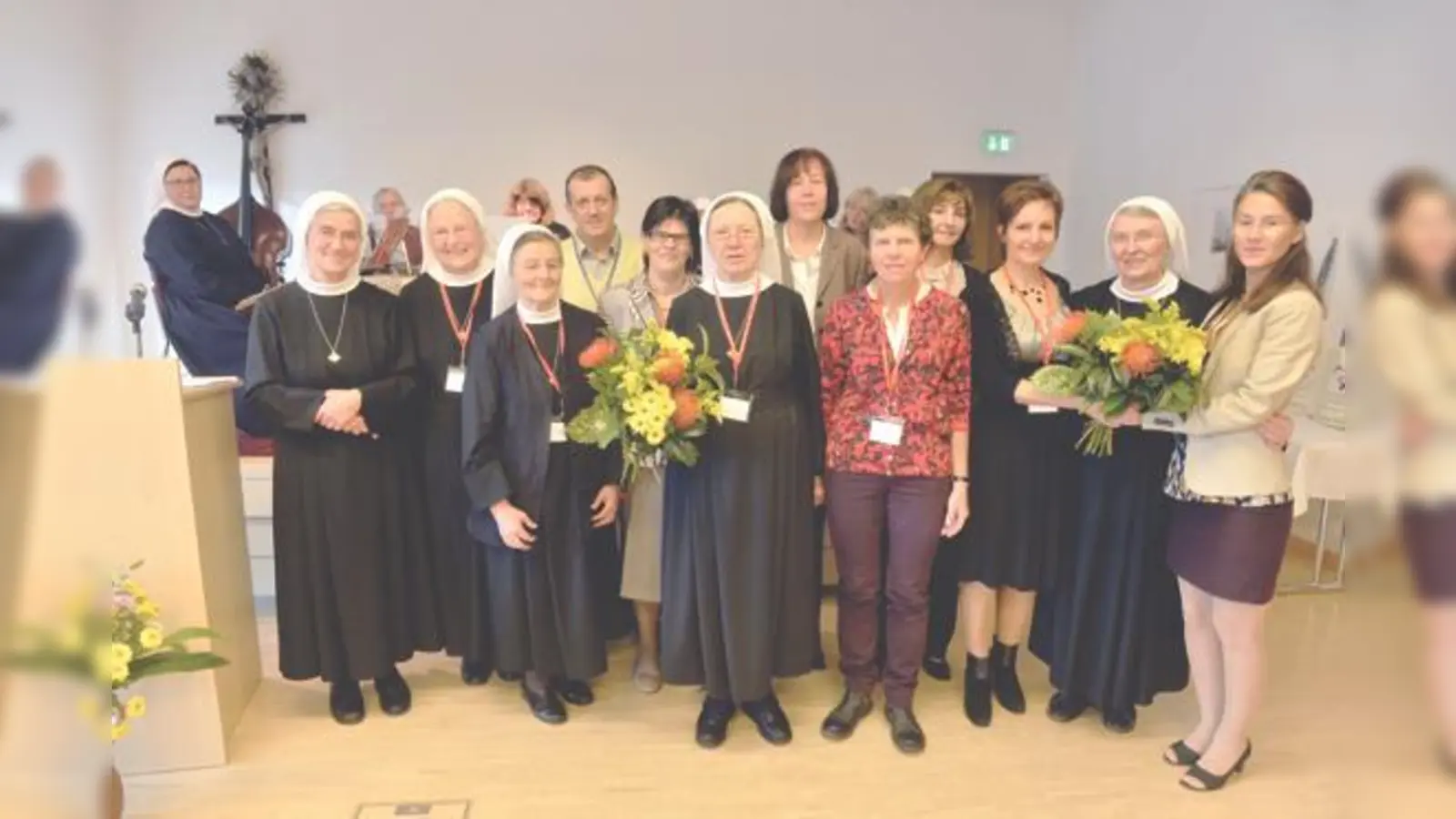 Für ihren jahrelangen Einsatz wurden zahlreiche Mitarbeiter der Barmherzigen Schwestern vom heiligen Vinzenz von Paul geehrt.	 (Foto: Orden)
