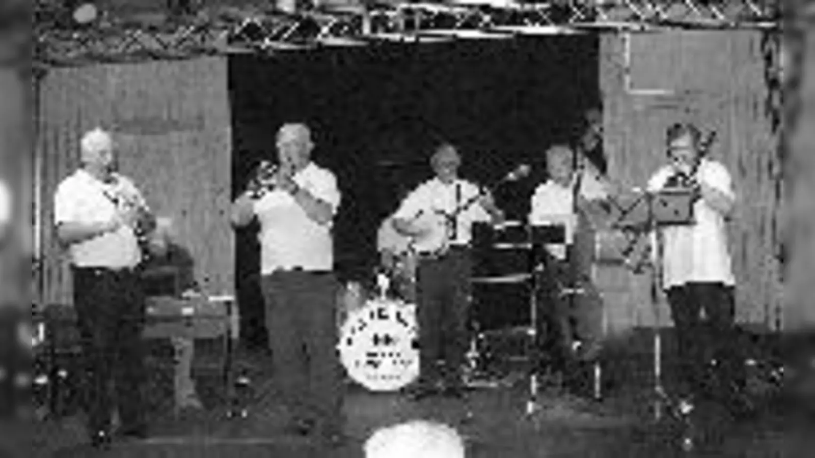 Musik in der richtigen Dosis: Die Old Perlach Roof Stompers.  (Foto: Privat)