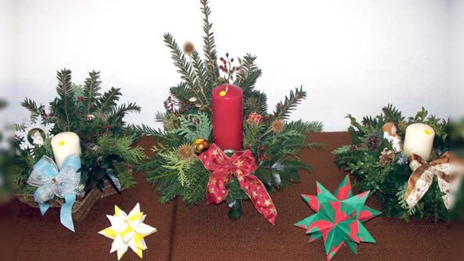 Viele selbst gebastelte Dekoartikel werden in St. Pius verkauft.	 (Foto: Pfarrei)