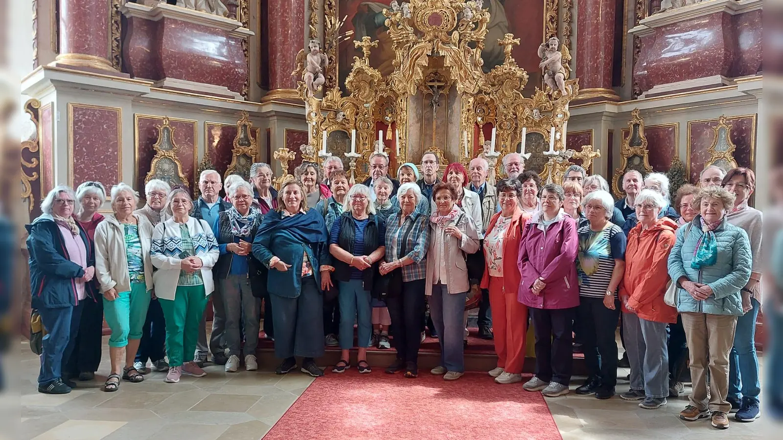 Mitglieder und Freunde des Historischen Vereins Erding waren in Franken und Schwaben unterwegs. Dort besichtigten sie einige Kirchen und Klöster. (Foto: Anton Hirth)