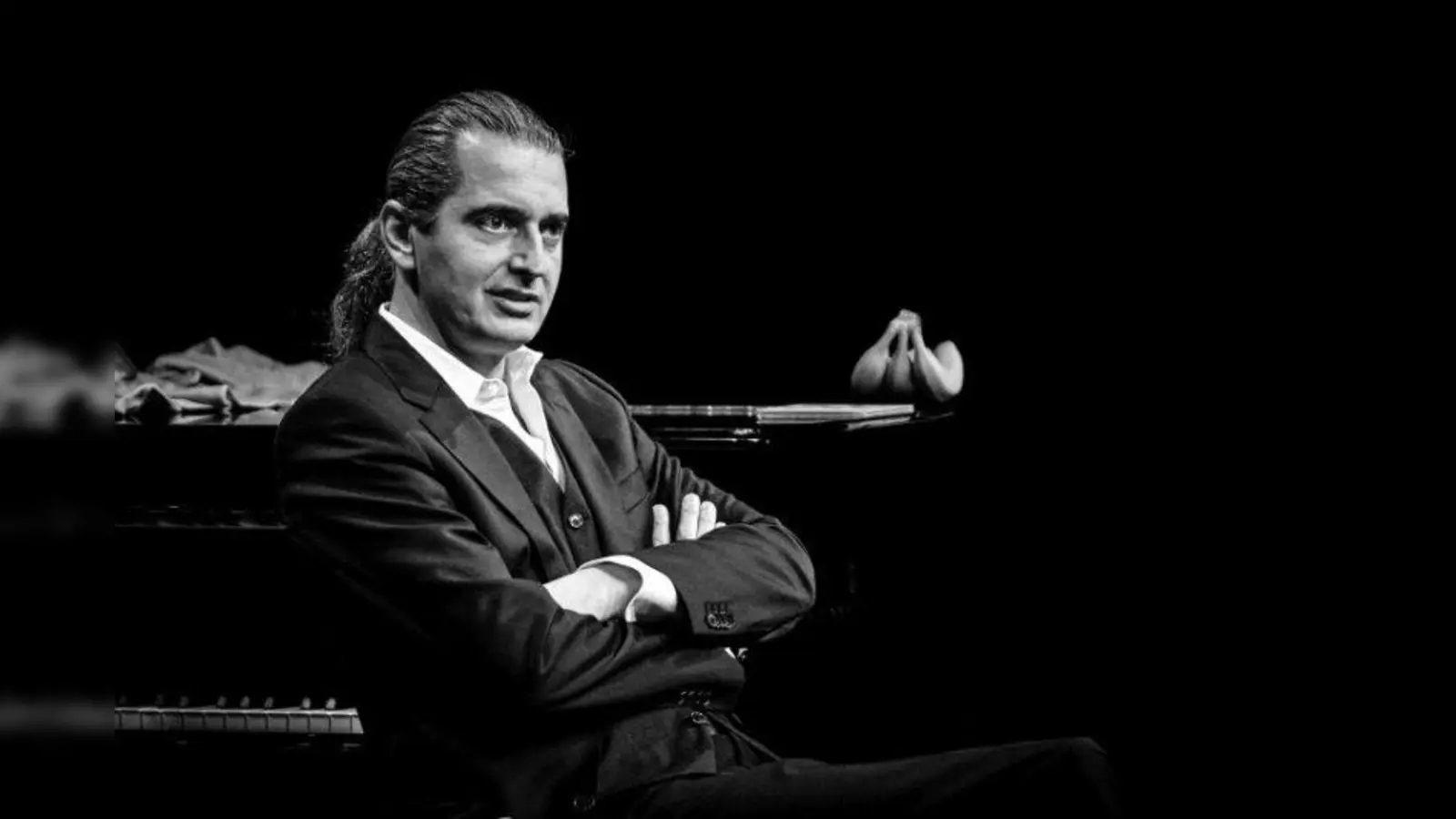 Hagen Rether präsentiert sein Programm „Liebe”. (Foto: Klaus Reinelt)