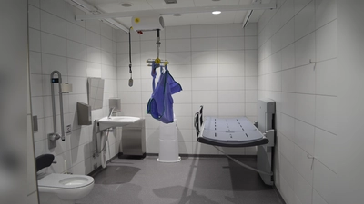„Toiletten für alle“ sind ein wichtiger Schritt zu mehr gesellschaftlicher Teilhabe. (Foto: Stiftung Leben pur)