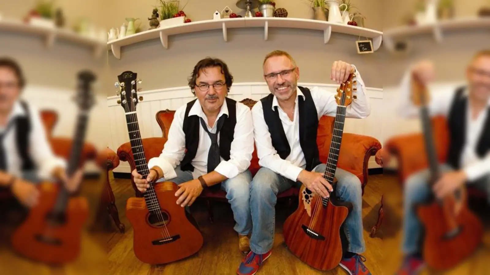 Die zwei Musiker Bernhard Lehner und Michael Strigl spielen bayerische Liedermachermusik und Austro-Pop.  (Foto: VA)