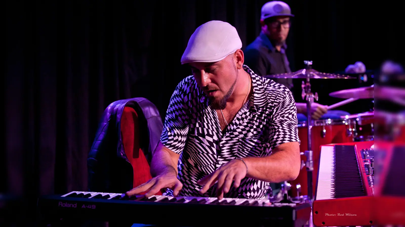 Das Gabriel Patch Trio ist am 18. Oktober im Fools-Theater in Holzkirchen zu sehen.  (Foto: Maestro)