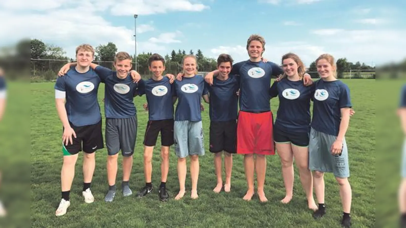 Stolze Sieger in der Altersklasse U20: Die »IsarRunners« vom TSV Unterföhring.	 (Foto: Verein)