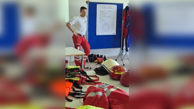 Die BRK-Wasserwacht hat kürzlich den Nachwuchs geschult. (Foto: BRK Ebersberg)