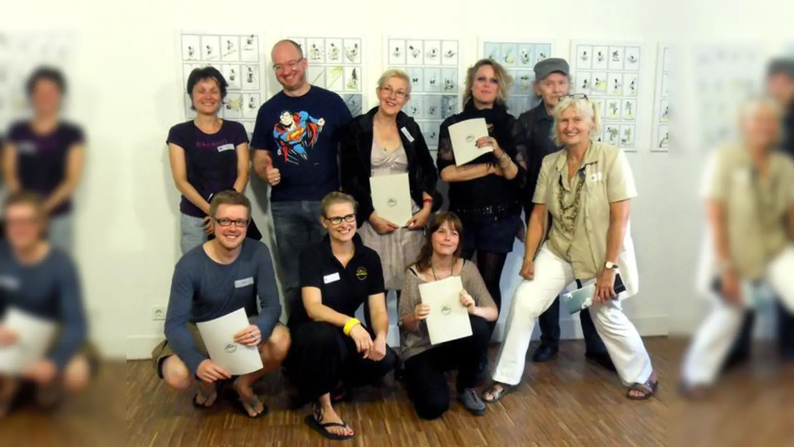 Die Preisträger und Jury-Mitglieder des Comic Wettbewerbs in der Mohr-Villa.	 (Foto: VA)