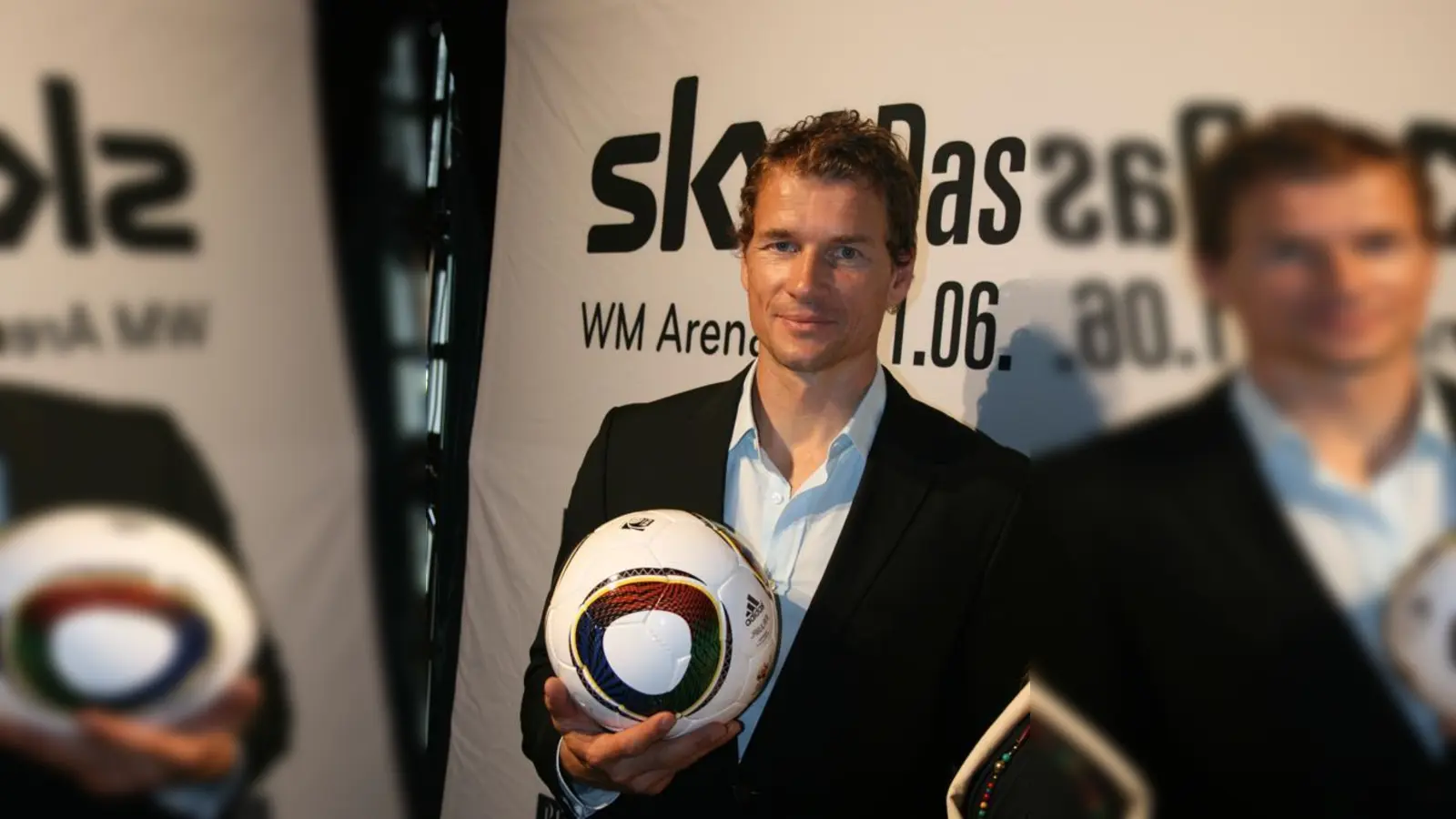Außerhalb des Platzes sollte man immer nett sein: Ex-Nationaltorhüter Jens Lehmann. 	 (Foto: sm)