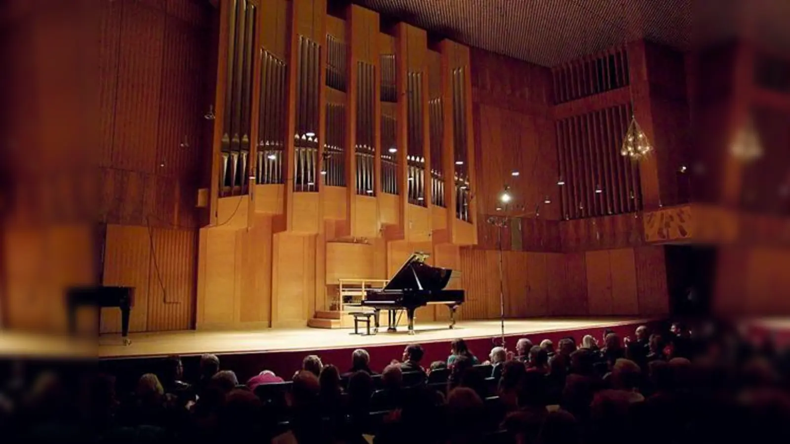 Vielverprechende Talente werden dem Flügel in der Hochschule für Musik virtuose Töne entlocken.	 (Foto: VA)