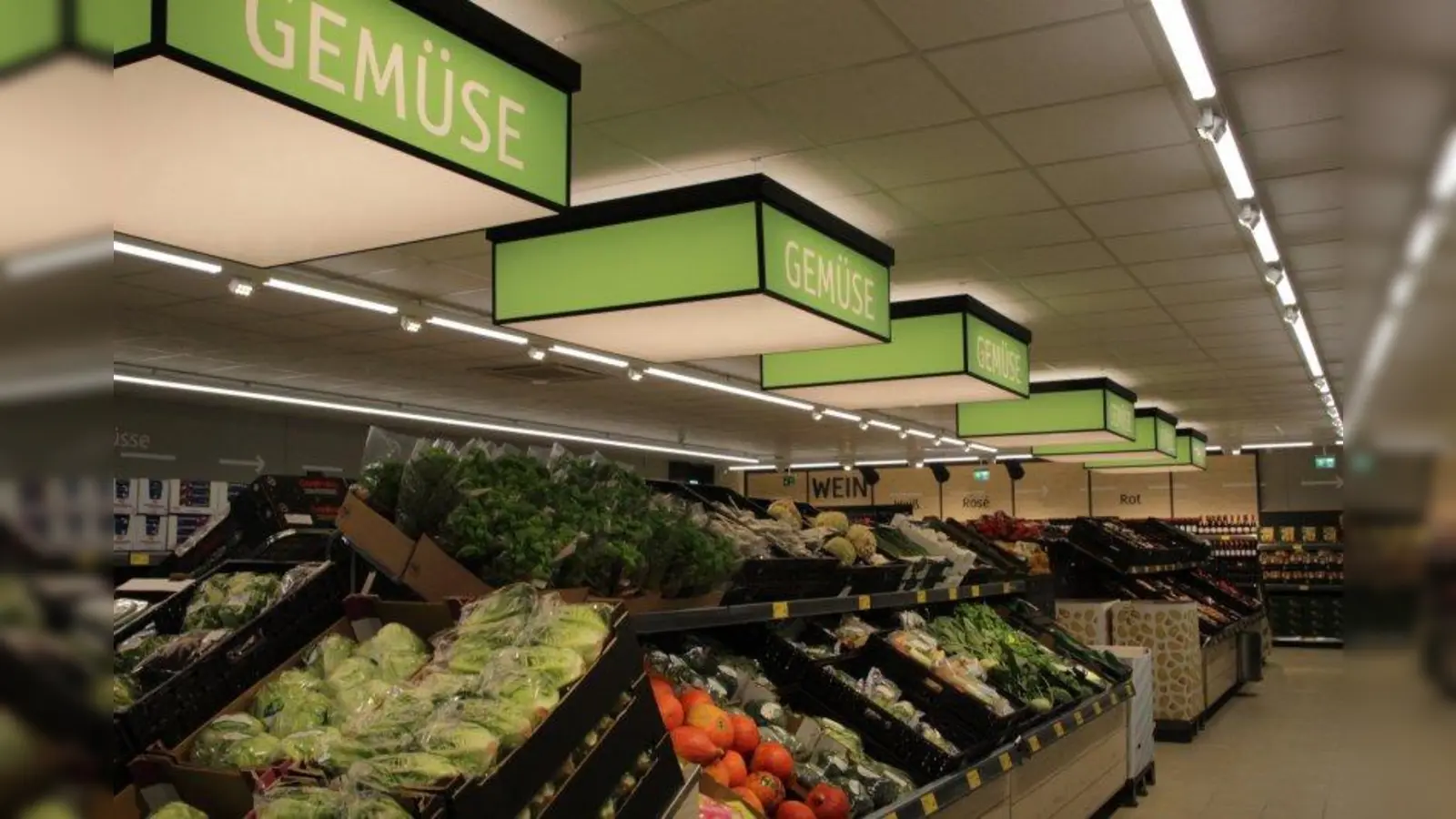 Deutlich größer: Nach dem einmonatigen Umbau bietet ALDI SÜD in Neuried über 1150 Quadratmeter Verkaufsfläche. Unverändert vielseitig ist das Angebot mit mehr als 1200 Artikeln des täglichen Bedarfs und über 150 Bioartikeln. (Foto: us)