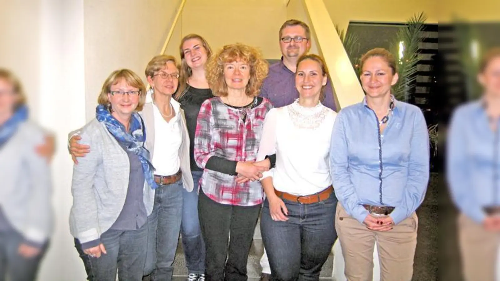 Von links: Bärbel Kellendorfer-Schmid, Elvira Schlögl, Patricia Schlögl, Susanne Knott, Steffen Rieger, Filiz Karpuz und Ceylin Freund.	 (Foto: Verein)