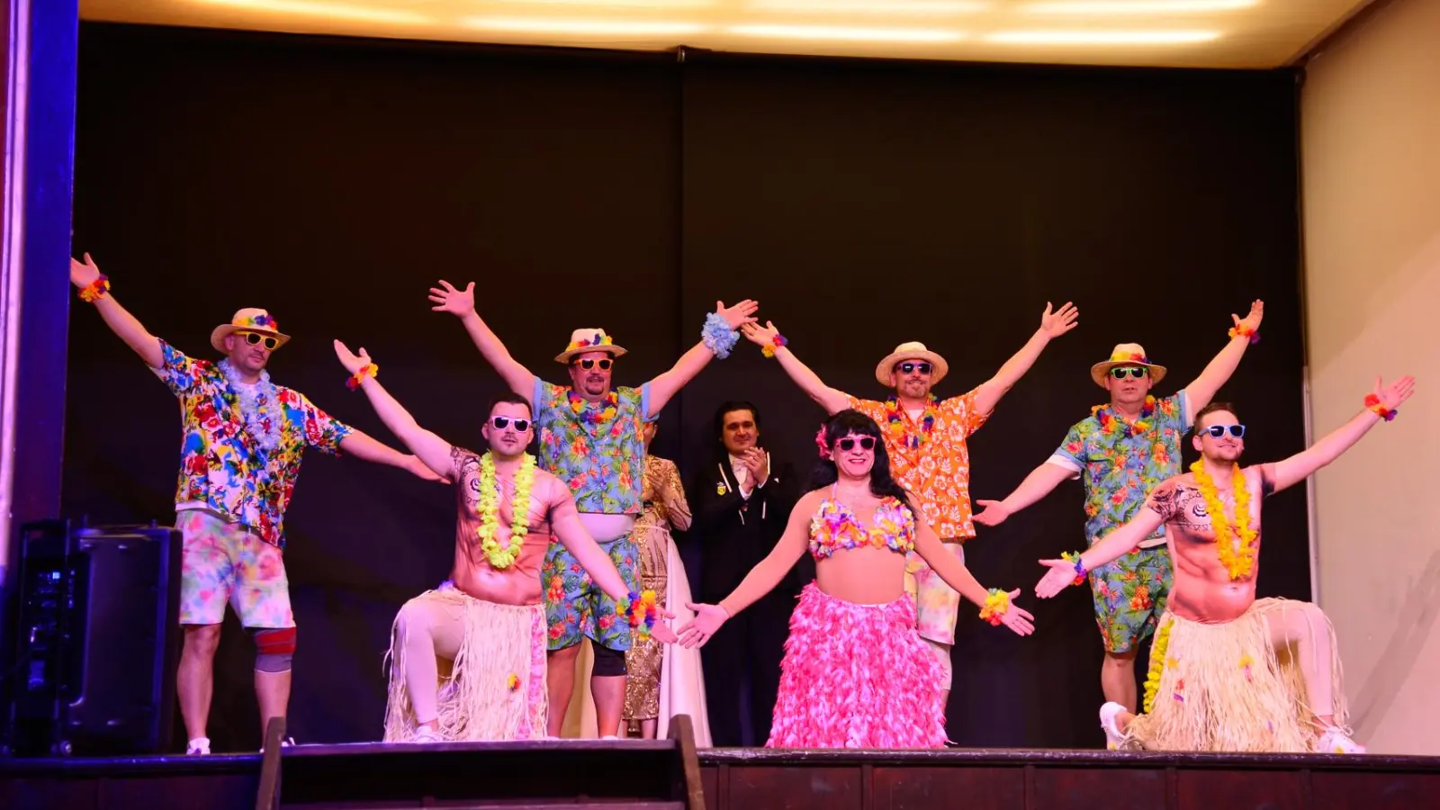 Das Männerballett des Faschingsclubs Neuhausen. (Foto: FC Neuhausen)