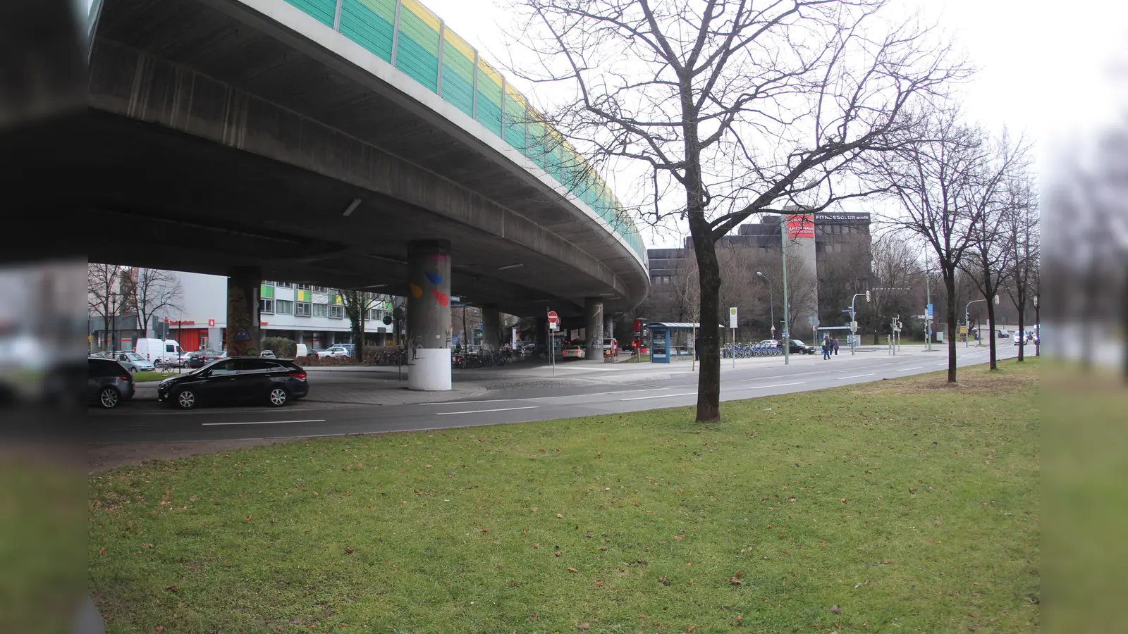 So könnte es aussehen am autofreien Sonntag - hier allerdings am ebenfalls sonst überfrequentierten Schnittpunkt Candidplatz . (Foto: ReDHar -Archiv)