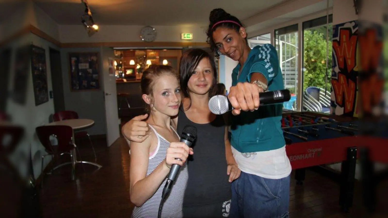 In der Aktionswoche rund um den Mädchentag gibt es 15 Veranstaltungen „For Girlz only“. Im Workshop „Beats´n Rhythm for Girlz“ können Mädchen einen eigenen Song produzieren, Beats bauen und Songtexte schreiben – und am Marienplatz aufführen. (Foto: KJR)