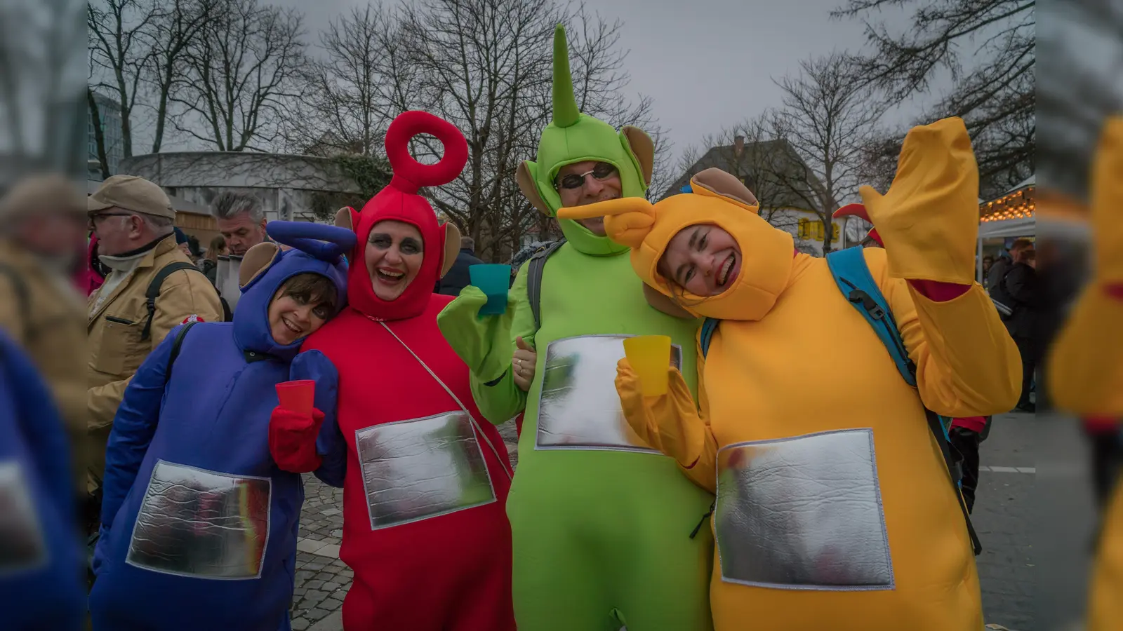 Bei „Haar geht maschkera“ mischen sich seit vielen Jahren die Unmaskierten zwischen die perfekt Kostümierten. (Foto: VA)