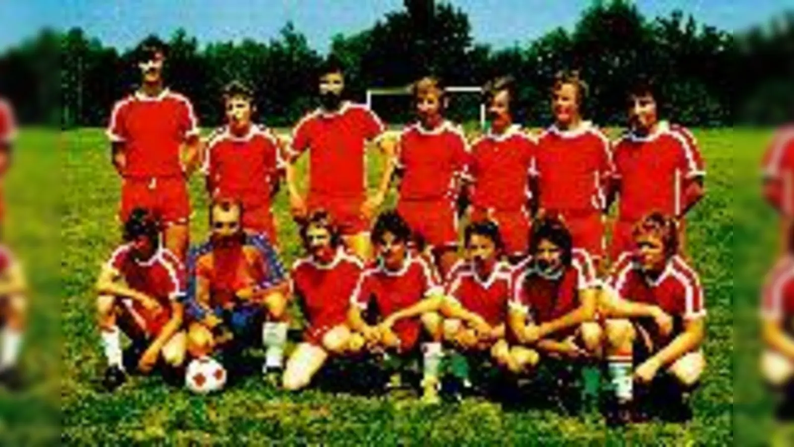 So hat alles angefangen: Aus der Mannschaft des 1. FC Dillinger ist 1977 der FC Fasanerie-Nord hervorgegangen. Nächstes Jahr will das Team den Aufstieg schaffen.	 (Foto: Vereinsarchiv)