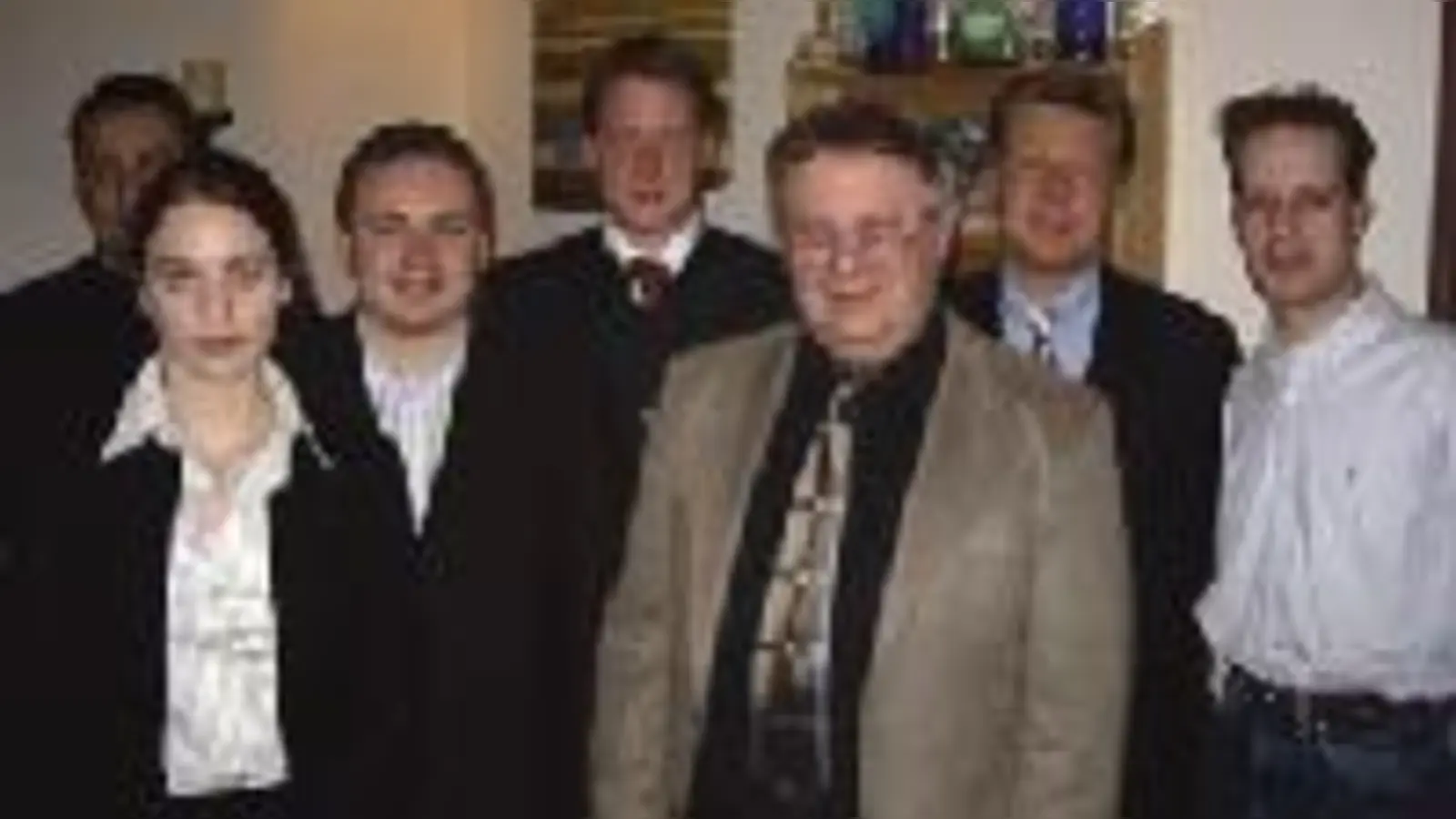 Frank Gübner, Julia Bartz, Ralf Müller, Xaver Finkenzeller, Prof. Dr. Reinhard Lenk, Robert Brannekämper und Ulrich Tetzner (v. li.) debattierten.	  (Foto: Privat)