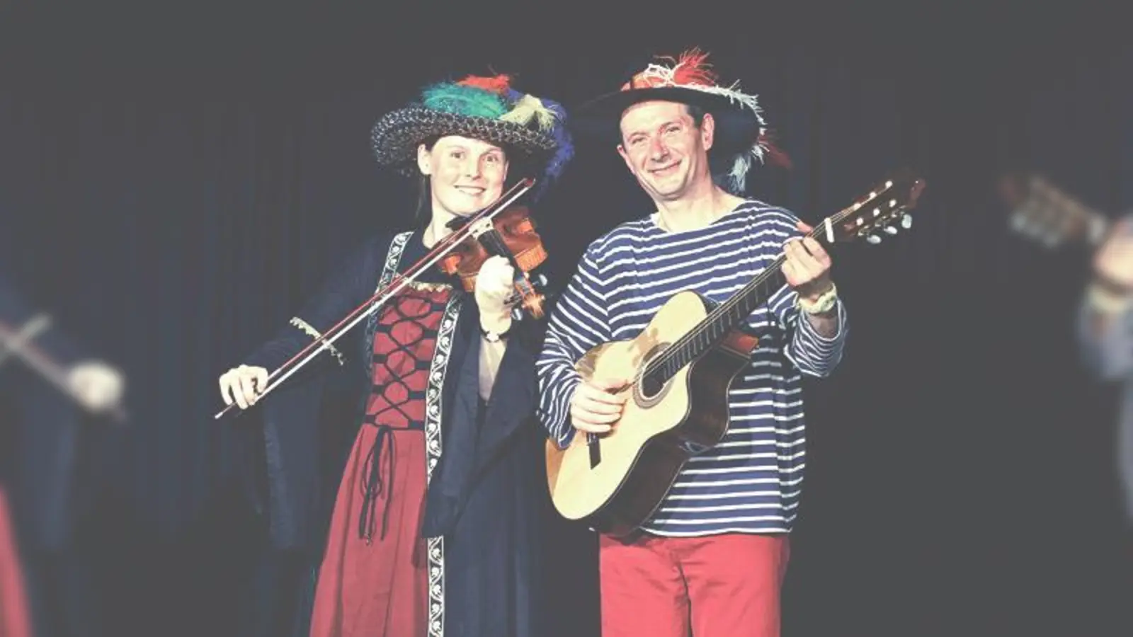 Die Künstlergruppe »Küken« erzählt die Geschichte vom Ritter und dem kleinen Floh.	 (Foto: VA)