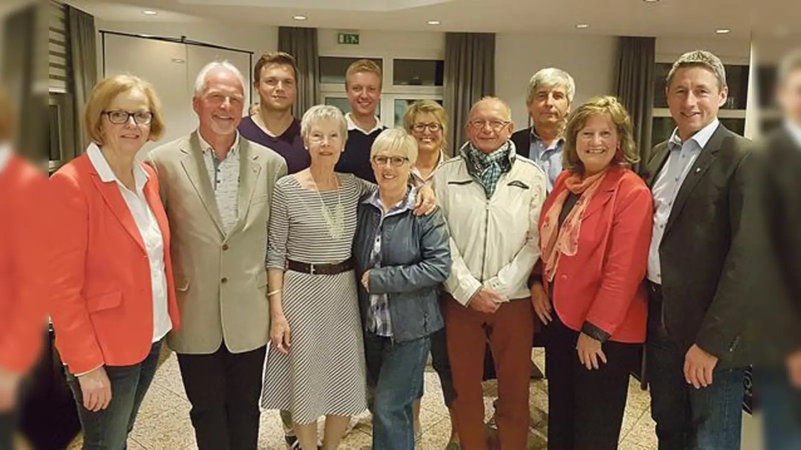 Manfred Past (Zweiter von links) ist neuer Vorsitzender des SPD-Ortsvereins Unterschleißheim.	 (Foto: Partei)