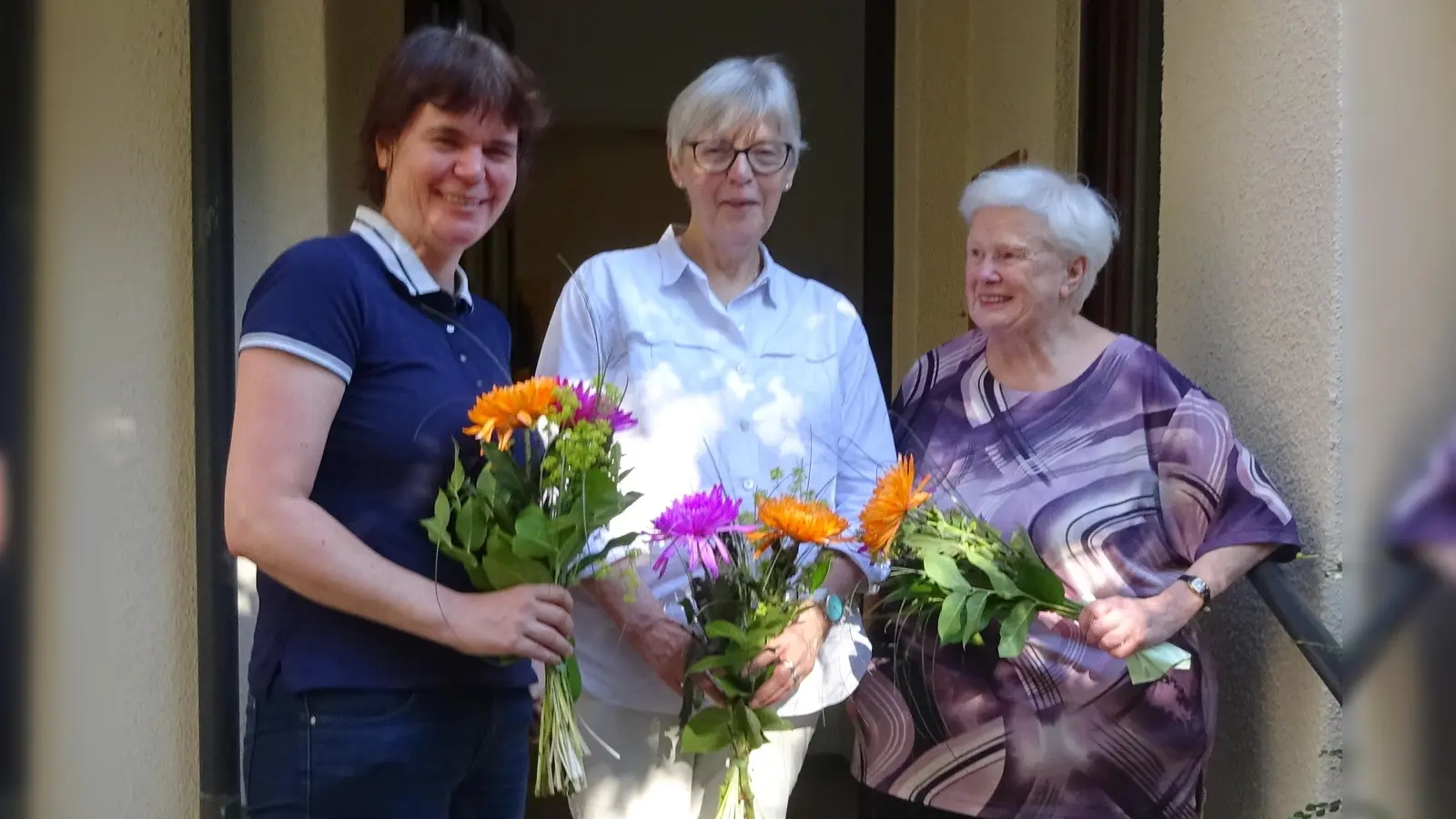 „Beinander e.V.“ wir künftig von diesem Trio angeführt, im Bild von links: Anna Hanusch, Irmgard Lockemann, Elfriede Franz. (Foto: Beinander e.V.)