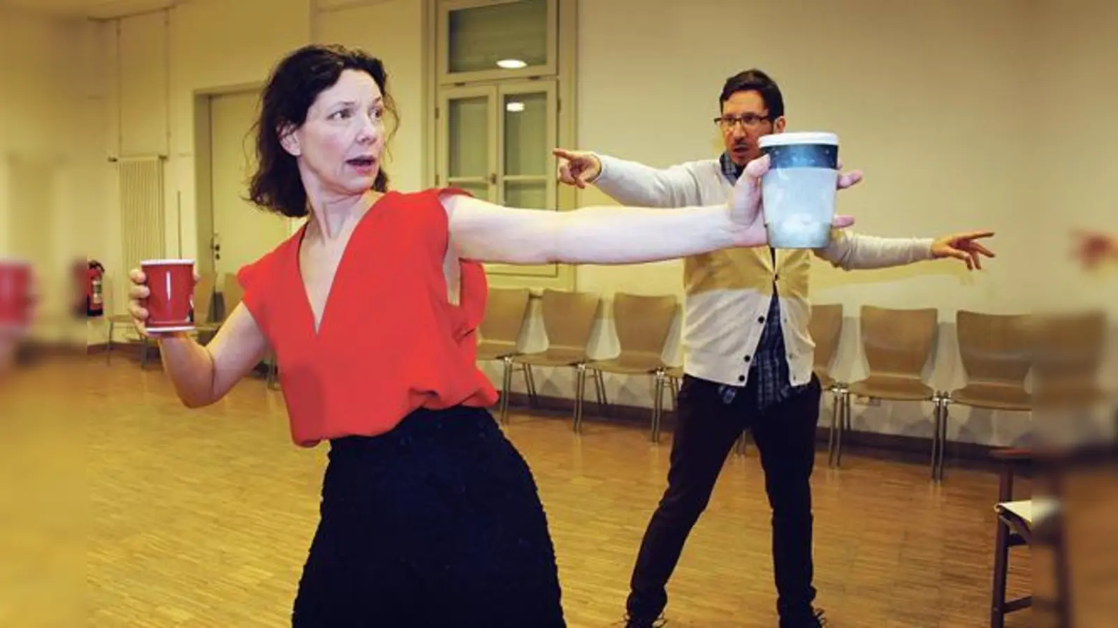 Die »Kästchenszene« aus Goethes Faust in den Händen exzentrischer Theaterleute: Darüber spielen Karina Schiwietz und Philipp W. Wilhelm (Foto) in der Komödie »Gretchen 89ff.«  (Foto: Dominik Weinmann)