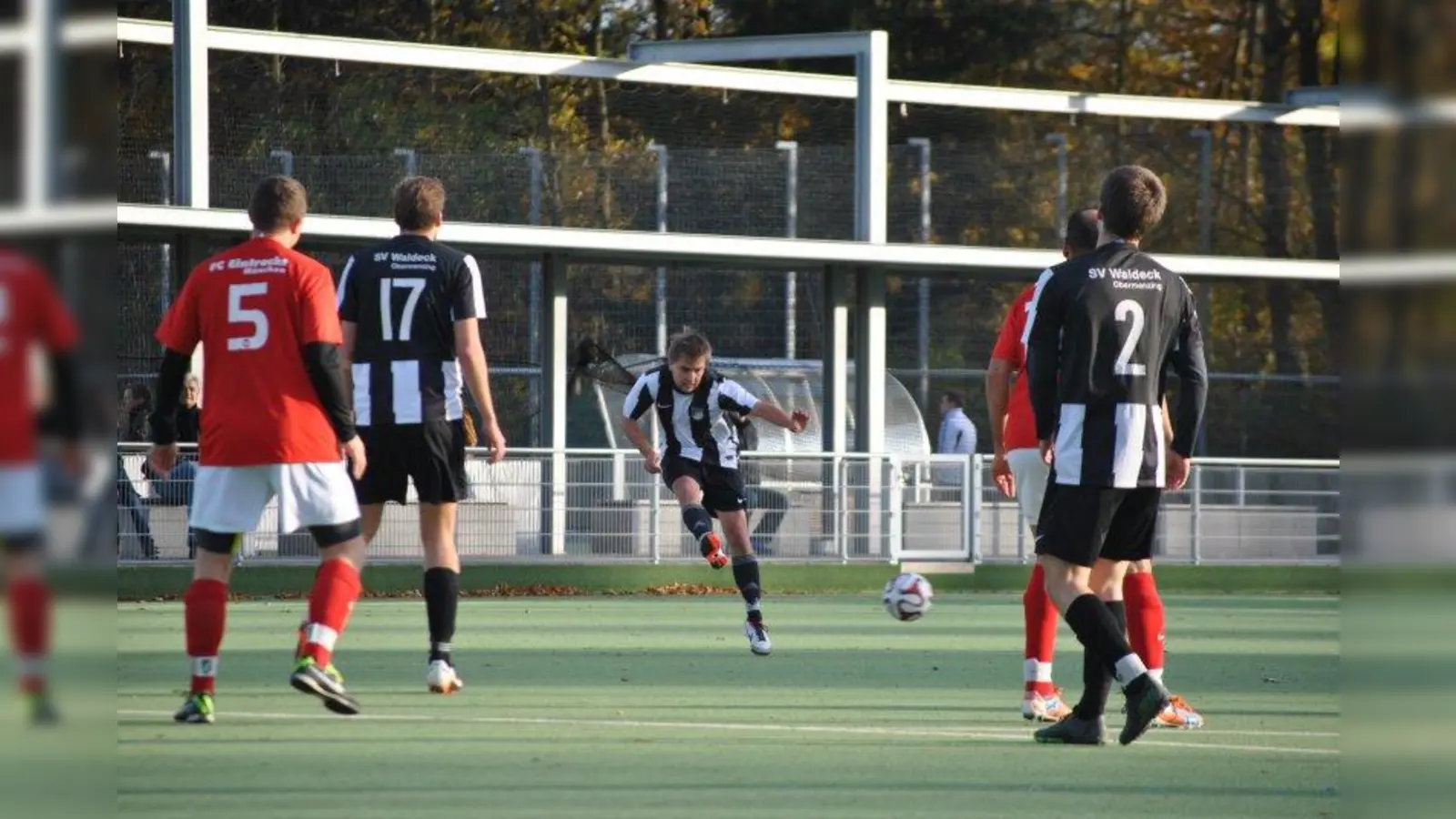 Die letzte Partie vor der Winterpause endete 2:2 gegen den FC Eintracht München. (Foto: SV Waldeck)