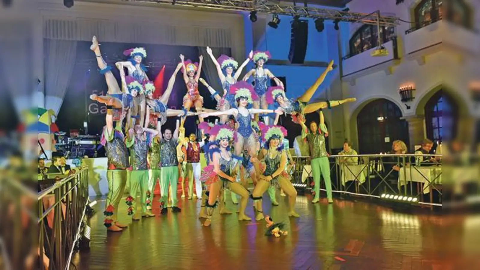 Die Garde des Moosacher Faschingsclubs pflegt im Münchner Norden die Faschingstradition mit großem Einsatz. 	 (Foto: MFC)