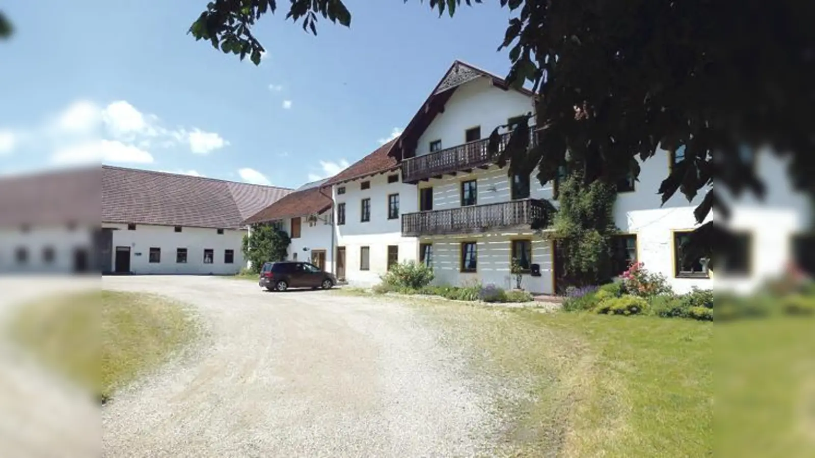 Lehrreiche Idyelle! Große Regenwürmer-Tour des ADFC Erding nach Dürneck. 	 (Foto: ADFC Erding)