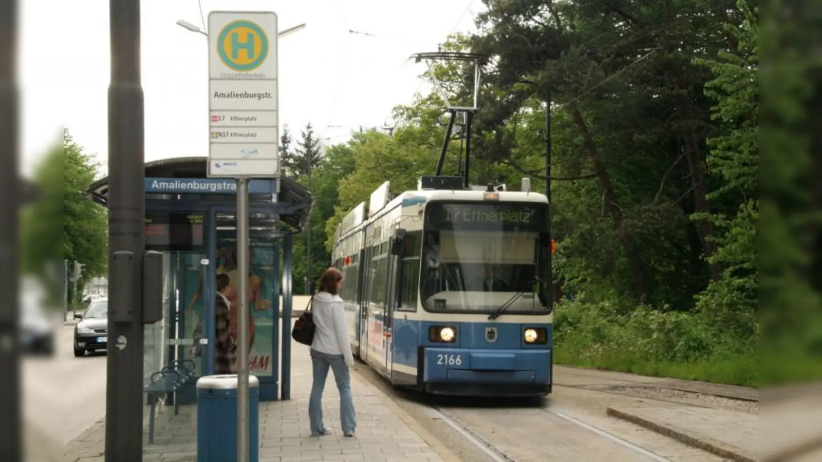 Soeben beschlossen: die Machbarkeitsstudie zur Tram 17-Verlängerung von der Amalienburgstraße durch die Verdistraße bis zum Autobahnkreisel. Von da könnte die Tram weiter nach Freiham geführt werden, plant die rot-grüne Mehrheit im Stadtrat. (Foto: us/archiv)