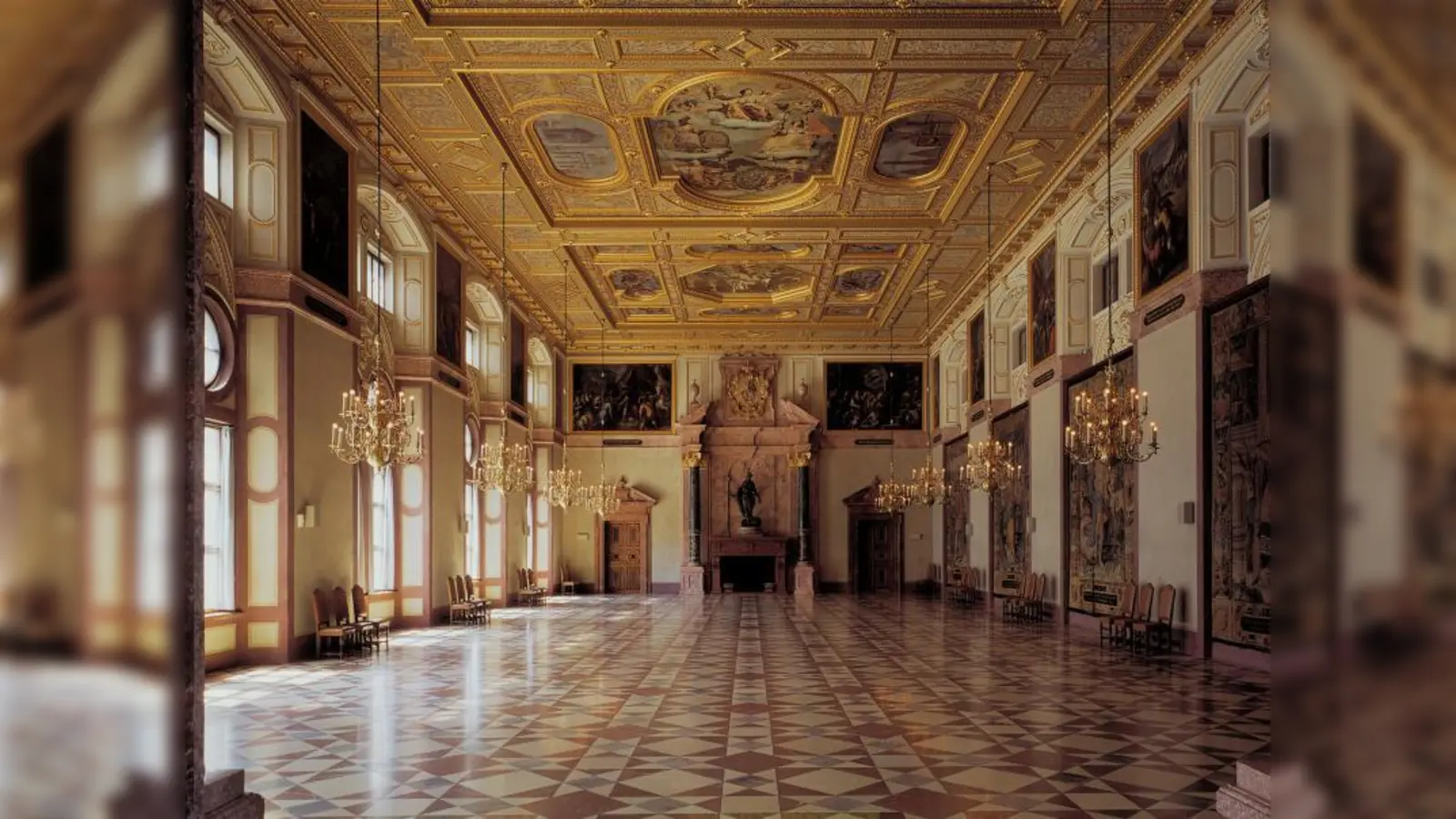 An Silvester erklingen im prachtvollen Kaisersaal Werke von Vivaldi, Bach, Mozart und anderen großen Komponisten. (Foto: pi)