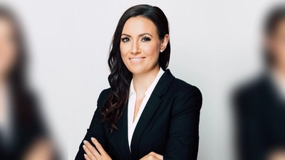 Sabrina Röder-Schrangl: „Eine fundierte Berufswahl setzt voraus, dass junge Menschen sowohl die Vielfalt beruflicher Möglichkeiten kennenlernen, also eben auch mal über den Tellerrand hinausschauen, als auch ihre eigenen Stärken, Interessen und Kompetenzen kennen und realistisch einschätzen können.” (Foto: pr)