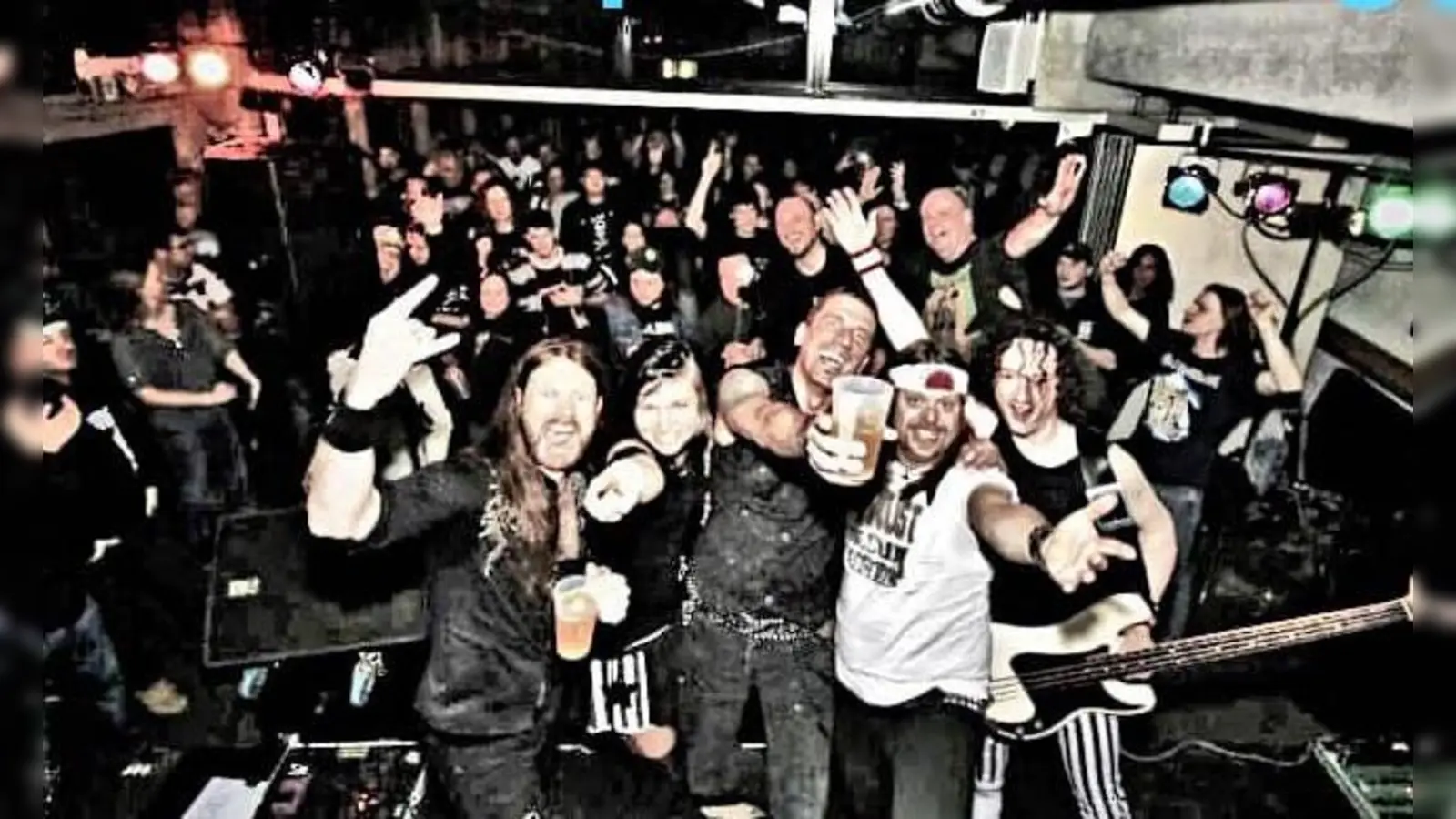 Die Band Maidenhead will den VIP-Raum des Grünwalder Stadions wieder zum Kochen bringen. (Foto: VA)