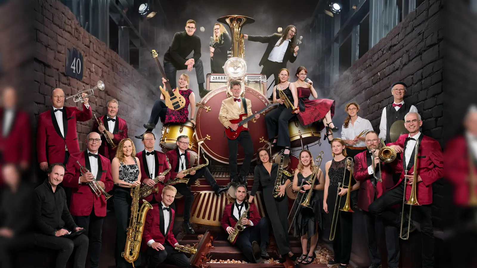 Die Bigband Mike's Music Train spielen beim moderierten Konzert Musik der frühen 30er und 40er Jahre.  (Foto: © MMTBigBand)