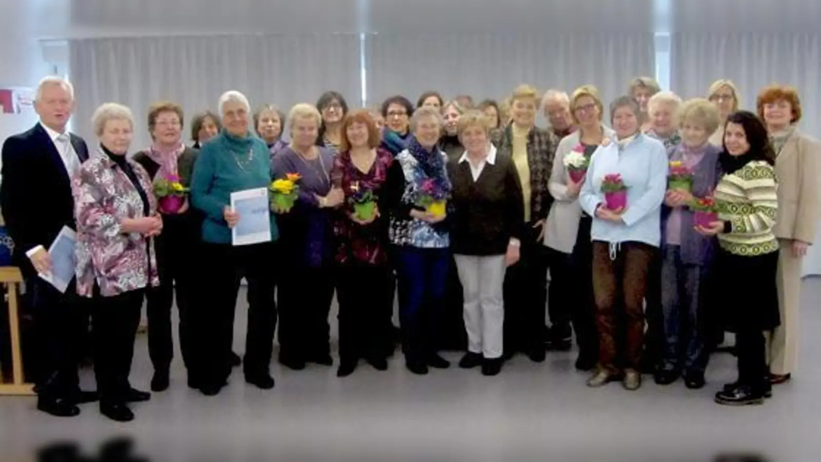 Jeden Freitag versorgt der Oberschleißheimer Tisch rund 50 Berechtigte mit von zahlreichen Firmen gespendeten Lebensmitteln.	 (Foto: VA)